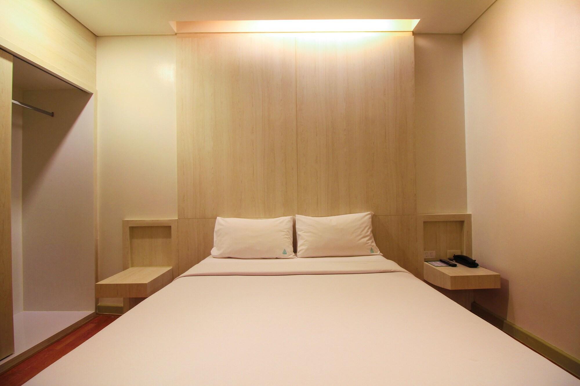 Ten Stars Hotel Бангкок Экстерьер фото