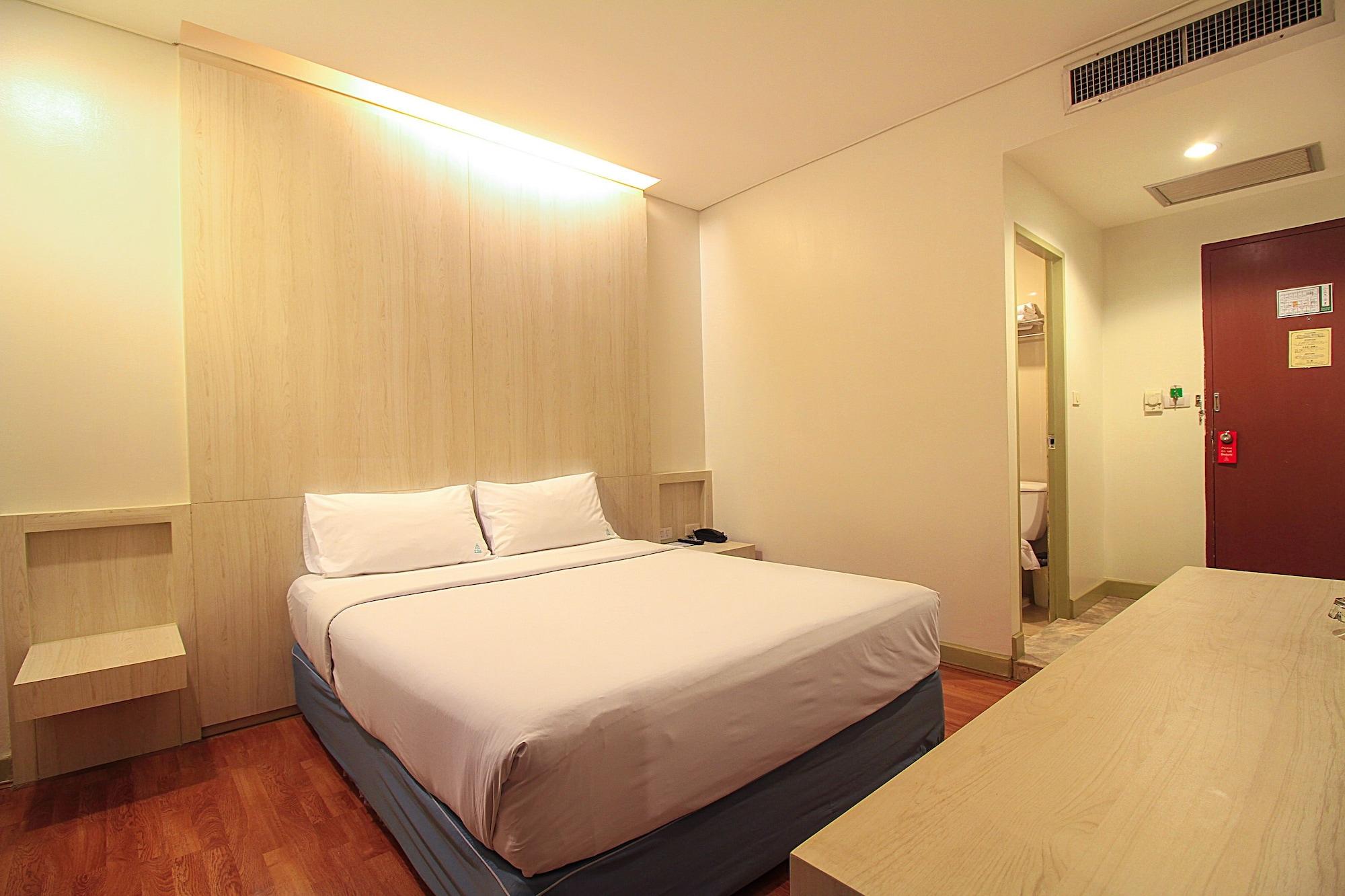 Ten Stars Hotel Бангкок Экстерьер фото