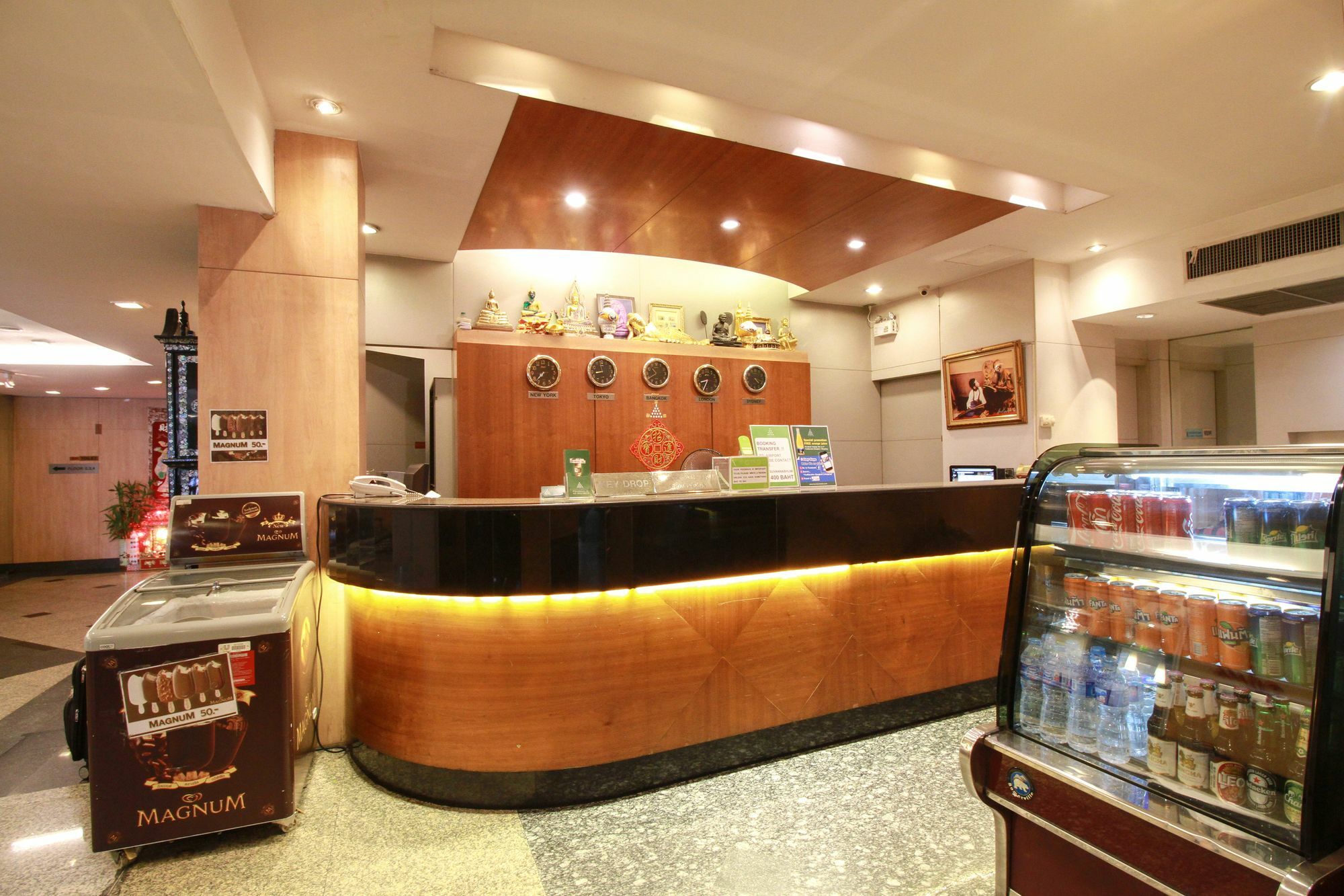 Ten Stars Hotel Бангкок Экстерьер фото