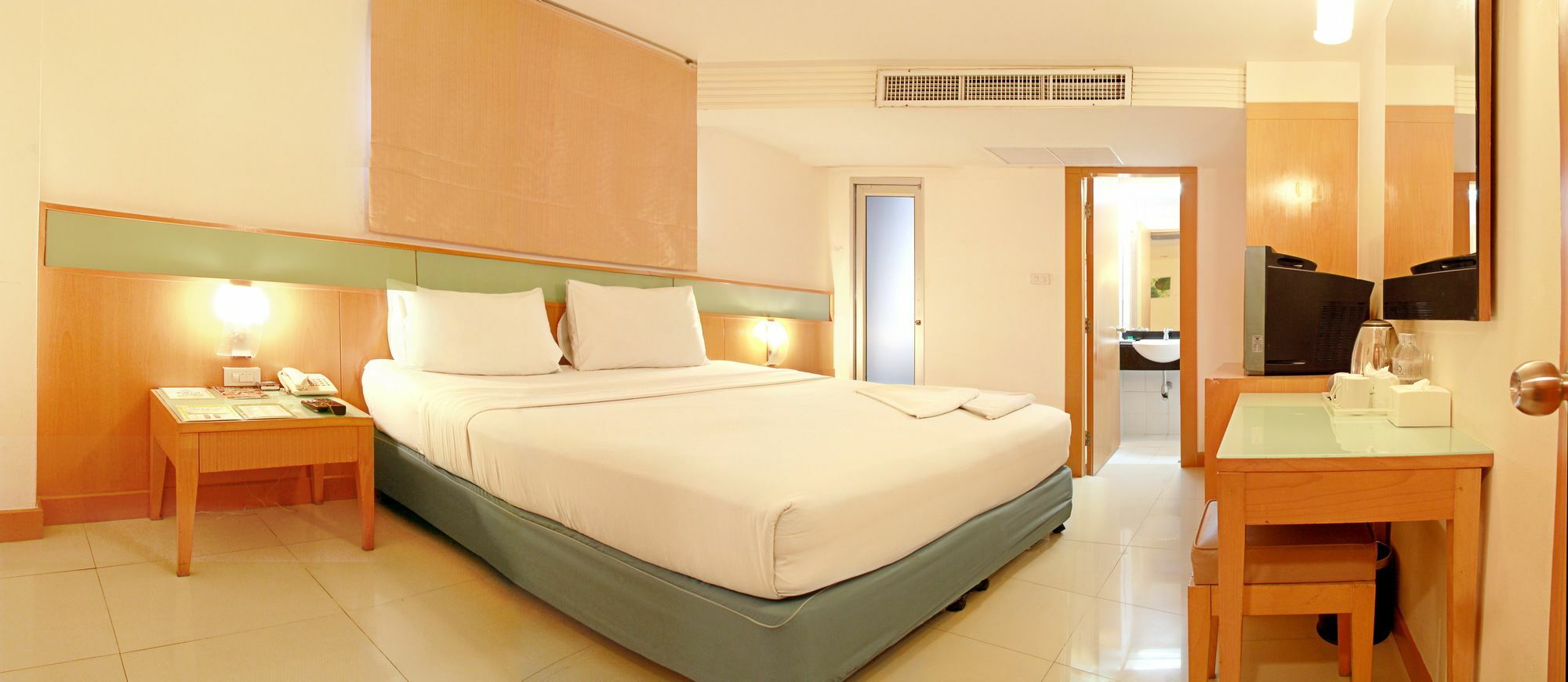 Ten Stars Hotel Бангкок Экстерьер фото
