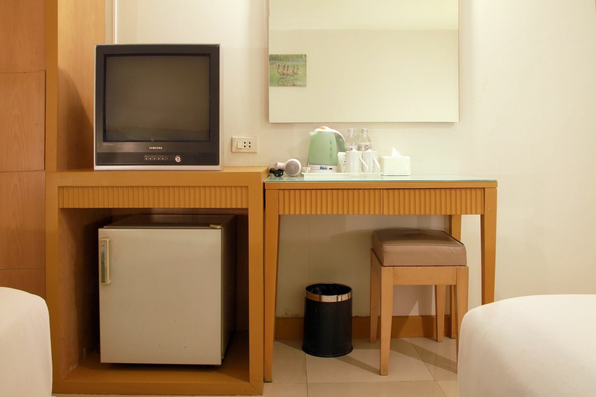 Ten Stars Hotel Бангкок Экстерьер фото